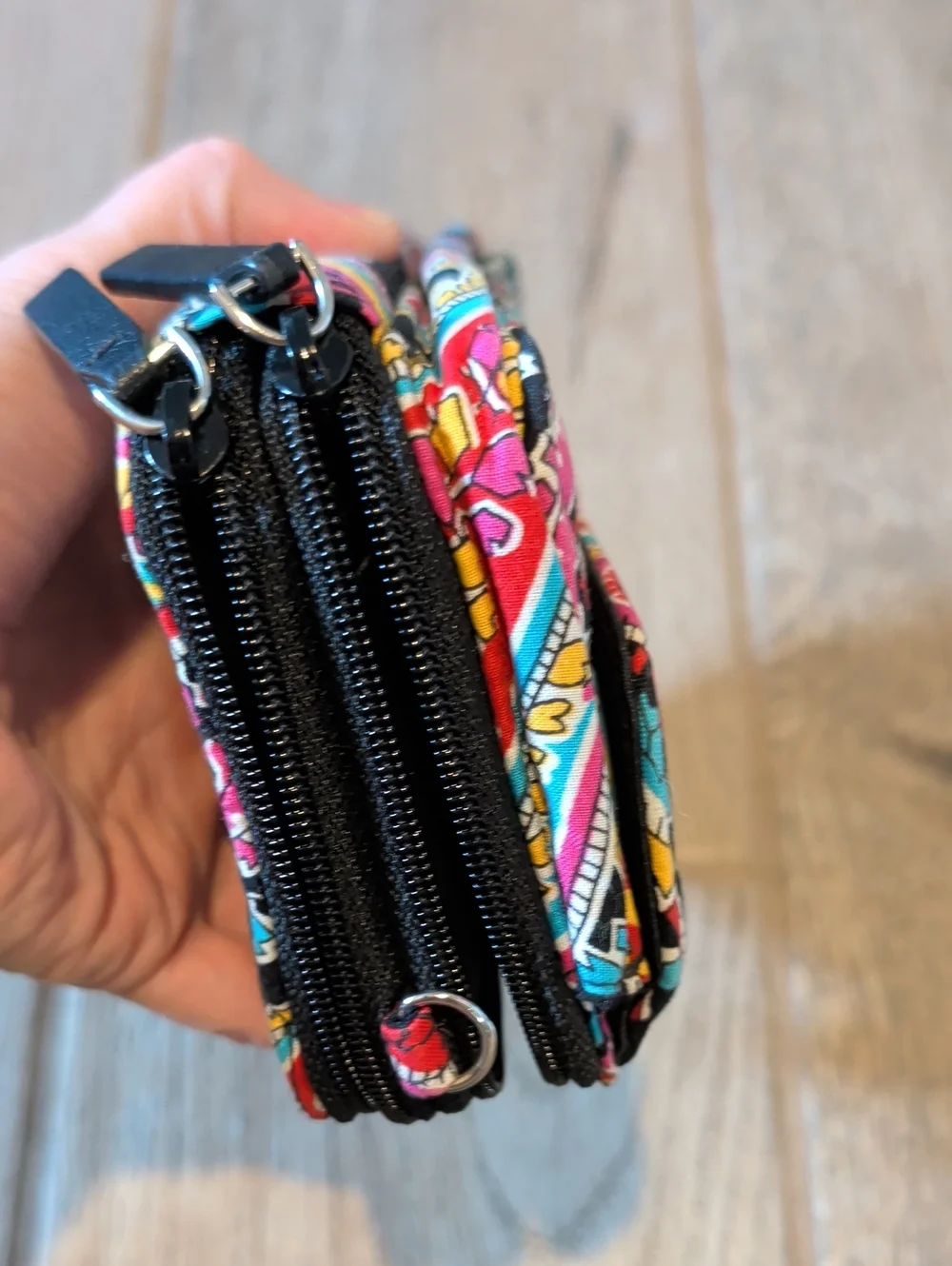 Vera Bradley 2015 RETIRED Quilted Crossbody Wristlet Parisian Paisley